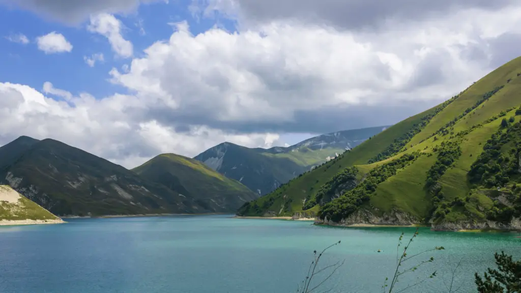 Lac de Kezenoï - Am dans les montagnes de Tchétchénie dans le Caucase du Nord