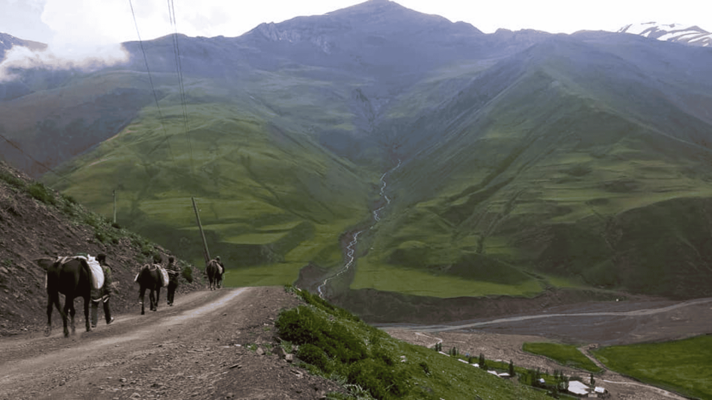 khinalig village caucasus azerbaijan