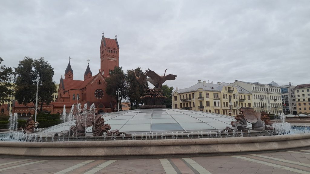 Church of Saints Simon and Helena with fountain on Independence Square in Minsk, Belarus.