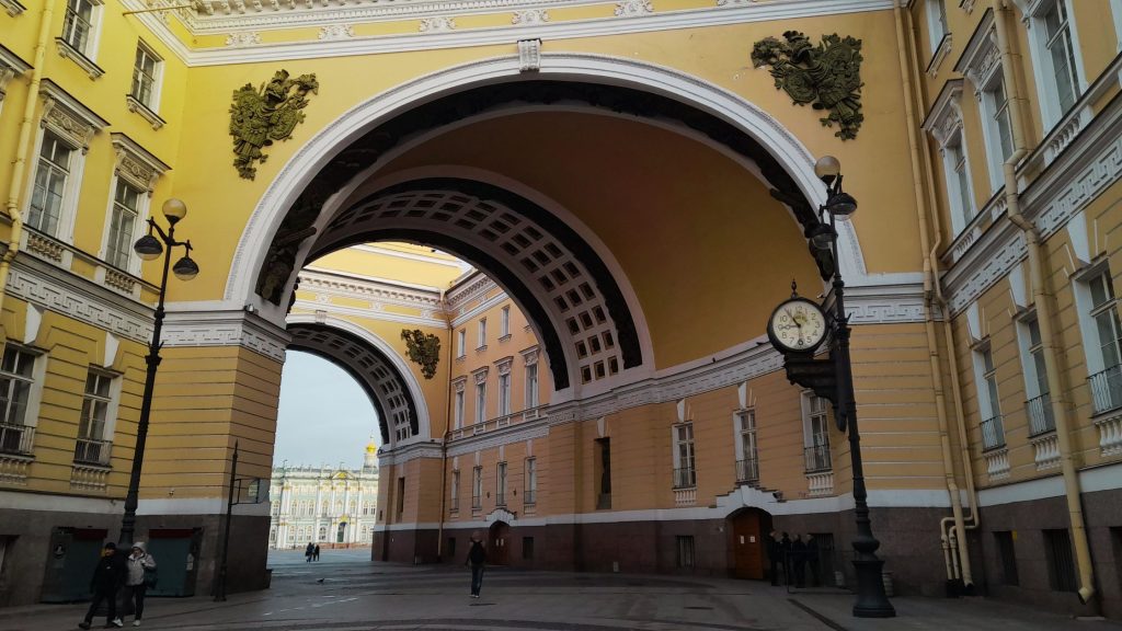 The General Staff Building arch in Palace Square, Saint Petersburg, framing the view toward the Winter Palace.