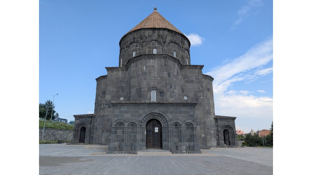 Église des Douze Apôtres, aujourd’hui mosquée Kümbet, à Kars dans l’est de la Turquie