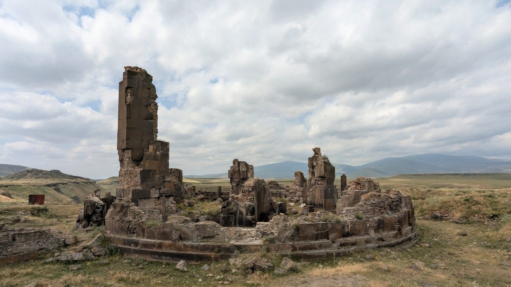 Vestiges de l’église Saint-Grégoire de Gagik sur le site d’Ani dans l’est de la Turquie