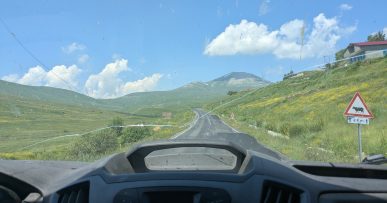 Mountain road near Posof on the way to the Türkgözü-Vale border between Turkey and Georgia